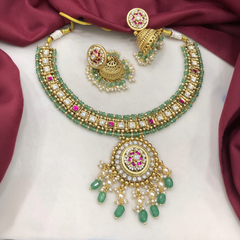 Jadau Pearl Necklace With Moo Pendant - KN00588