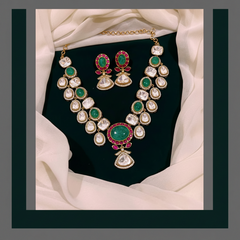 Beautiful Antique White mozinite Stone Necklace In Kundan - KN00412