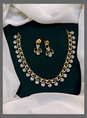 Beautiful Small Flower Necklace in Nakshi - NN00250