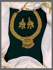 Small Kashu Necklace with Lakshmi Pendent in Nakshi - NN00511