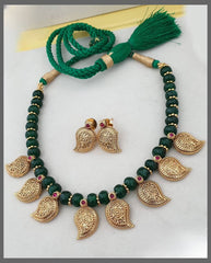 Small Mango Pendent with Emerald Pearl - PB00201