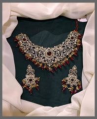 Beautiful Antique white Stone Victorian Necklace - VN00135