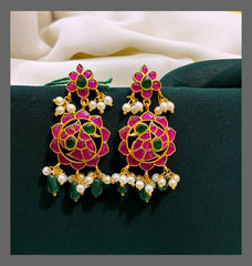 Beautiful Ruby Earring in Kundan - KE00360