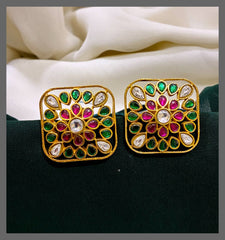 Stunning Stud in Kundan - KE00361