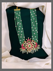 Beautiful Emerald Pearl with Pendent In Kundan - PB0062