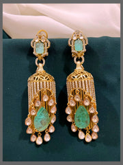 Beautiful Stone Earring in Kundan - KE00441