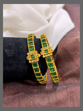 Emerald Gold button openable  Bangle in kempu - BG0056