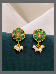 Flower Earring in Kundan - KE00255