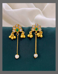 Beautiful Earring in Kundan - KE00274
