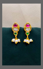 Dew Drops Earring in Kundan - KE00264