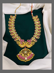 Peacock Necklace with Pendent in Kundan - KN00331