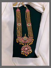 Gold Pearl With Antique Pendent - PB0032