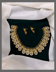 Small Bottu Malla with White Stone in Nakshi Necklace - NN00214