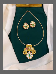 Invisible Chain with Beautiful Pendent in Diamond - DN0031