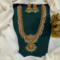Lakshmi Kempu Guttipusalu - NH00439