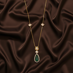 Elegant Stone Pendant with Necklace in Diamond - DN0059