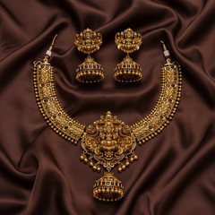 Antique kante with Laxmi Pendant andEarrings - NN0045