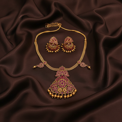 Antique Beautiful Pendant Necklace in Nakshi- NN00558