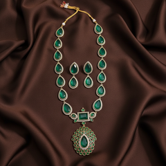 Elegant Victorian Emerald Haram - VH0032