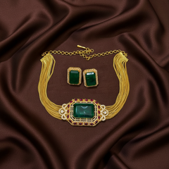 Gold Polish Eemrald Stone Choker with Emerald Studs With Screw - NN00884