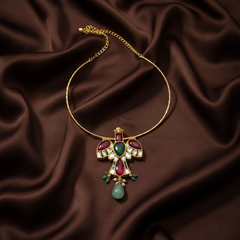Elegant And Cute Jadau Gandaberunda Pendant with Hasli - KN00598