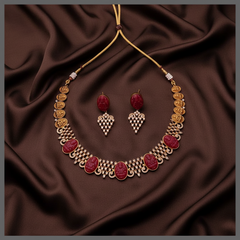 Beautiful Stone and Lakshmi Necklace In Nakshi - NN00828