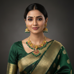 Jadau Nakshi Lakshmi Set With Emerals Beads - KN00610