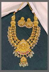 Trible Layer Lakshmi Necklace In Nakshi - NN00599