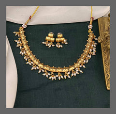 Antic Kante Necklace with Small Rice Pearl Nakshi - NN00768