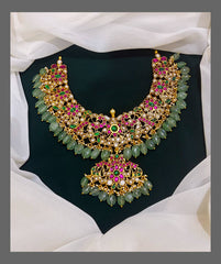 Jadau Necklace with Strawberry Beads - KN00232