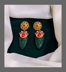 Jadau Stud with leaf pattern - KE00207