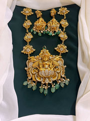 Devi pendent with peacock in Nakshi Necklace - NN00133