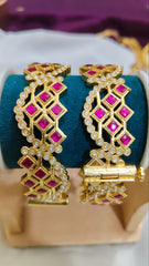 Jadau Kundan Designer Bangle - BG0011