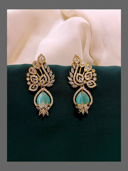 Beautiful White Stone Hugging - VE00131