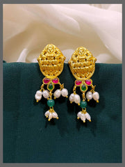 Beautiful Lakshmi Earrings In Kundan - KE00458