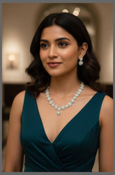 Elegant White Victorian Necklace - VN00124