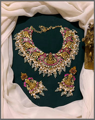 Elephant and Lakshmi Necklace In Kundan - KN00492