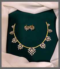 White Stone Choker in Nakshi - NN00422