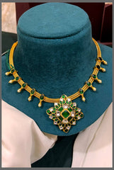Beautiful Emerald Necklace with Flower Pendant in Kundan -KN00531
