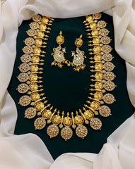 White Stone Bottumala with Peacock Chain  - NH0035