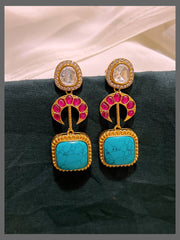 Beautiful White Stone Hanging Earring In Kundan - KE00487