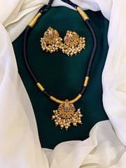 Black Dori Flower Kundan Neckles - BD0032