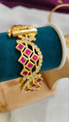 Jadau Kundan Designer Bangle - BG0011