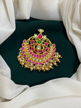 Flower Pendent in Kundan - KP00108