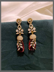 White Stone Flower Hanging In Victorian - VE00196