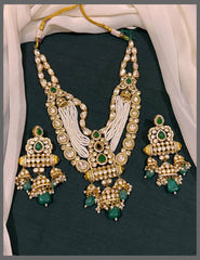 Moissanite with Emerald Stone Haram in Kundan - KH00319