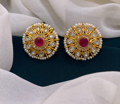 Flower Stud With Pearls In Nakshi - NE00576