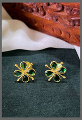 Small Emerald Flower Stud - NE00599