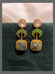 Beautiful White Stone Hanging Earring In Kundan - KE00487