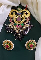 Beautiful contemporary pendant with earrings - kp00153